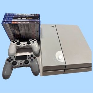 PlayStation4 with 5 Games